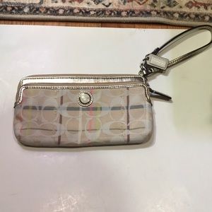 Vintage Coach plaid wristlet with gold trim